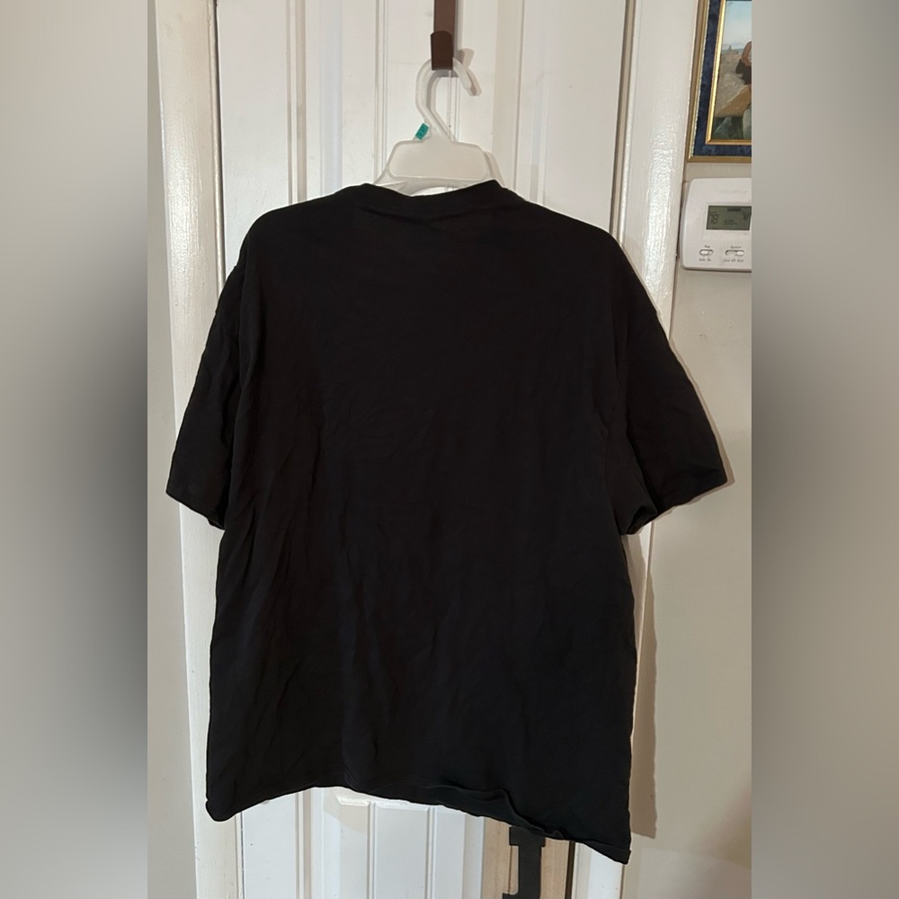 Black T shirt - Picture 2 of 3
